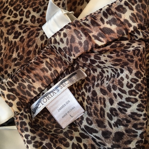 Victoria’s Secret layered ruffle chemise size L - Picture 5 of 5